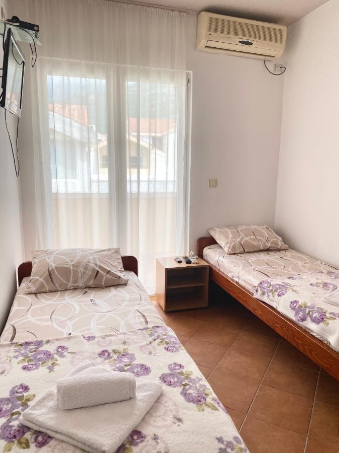בודווה Guest House Villa Natali מראה חיצוני תמונה