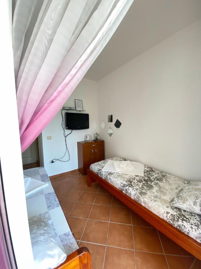 בודווה Guest House Villa Natali מראה חיצוני תמונה
