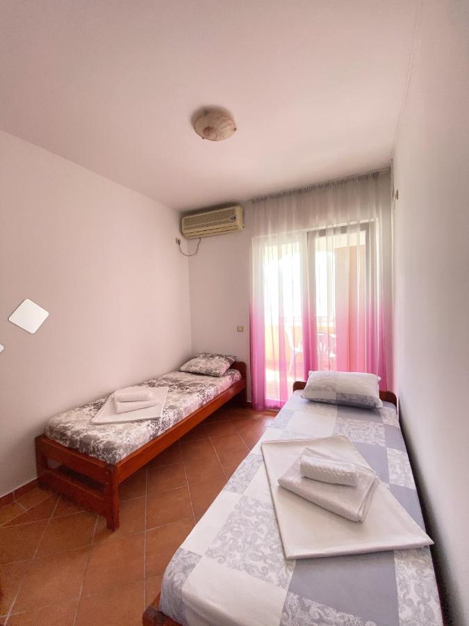 בודווה Guest House Villa Natali מראה חיצוני תמונה